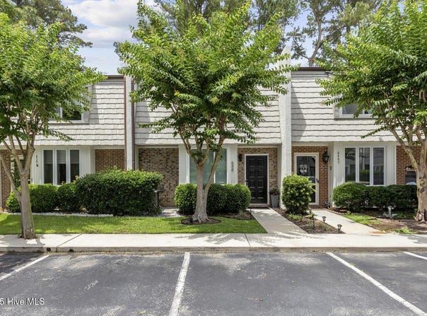 648 Cobblestone Drive, Wilmington, NC 28405
