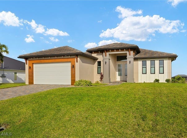 1219 NW 40th Place, Cape Coral, FL 33993
