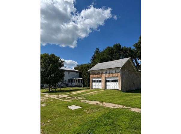 201 Church, Oxford Junction, IA 52323