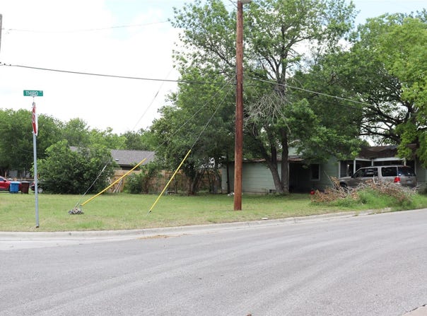 Neches St, Lockhart, TX 78644