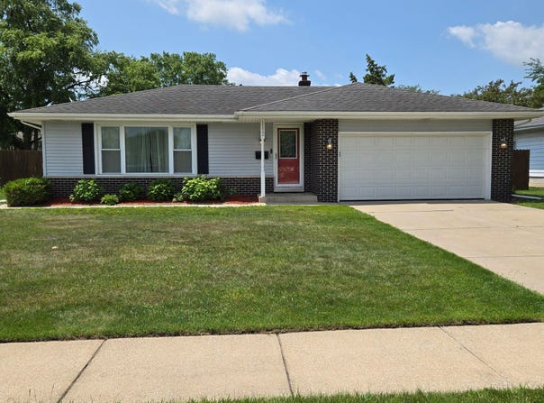 1112 Fran Lin Pkwy, Munster, IN 46321