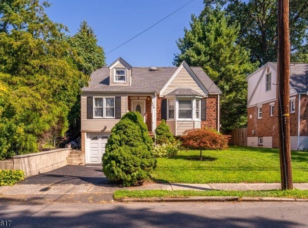 368 Salem Rd, Union Twp., NJ 07083-9208