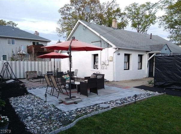 69 Monroe St, Lodi Boro, NJ 07644-3042