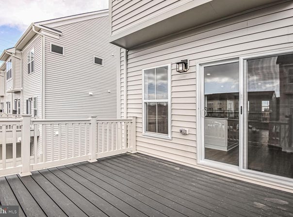42104 HAZEL GROVE TR, ASHBURN, VA 20148