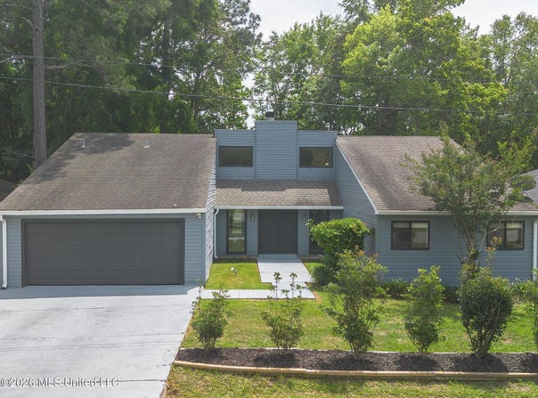 8818 Hana Place, Diamondhead, MS 39525