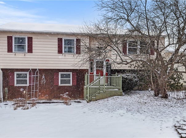 35 Howe Road, Berkshire, NY 13736