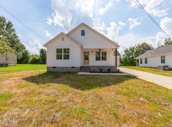 757 Christi Loop, Henderson, TN 38340