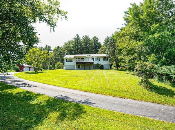 6088 Middlebrook Road, South Bristol, NY 14512