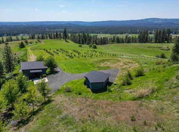 17323 N Lower Greenbluff Rd, Colbert, WA 99005
