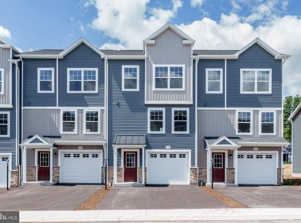 126 DOLOMITE DRIVE, PORT MATILDA, PA 16870