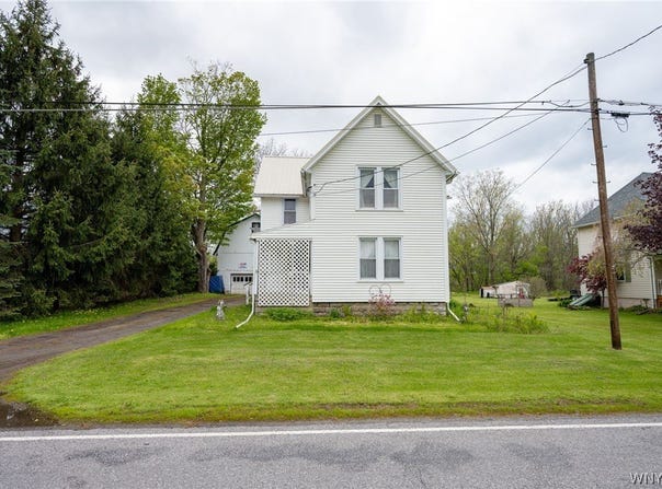 6748 Cedar Street, Akron, NY 14001