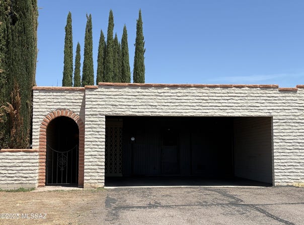 1164 Zircon Court, Rio Rico, AZ 85648