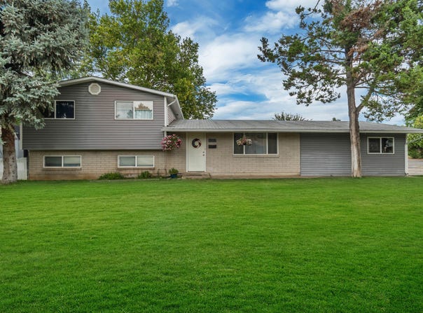 1998 N 350 W, Sunset, UT 84015