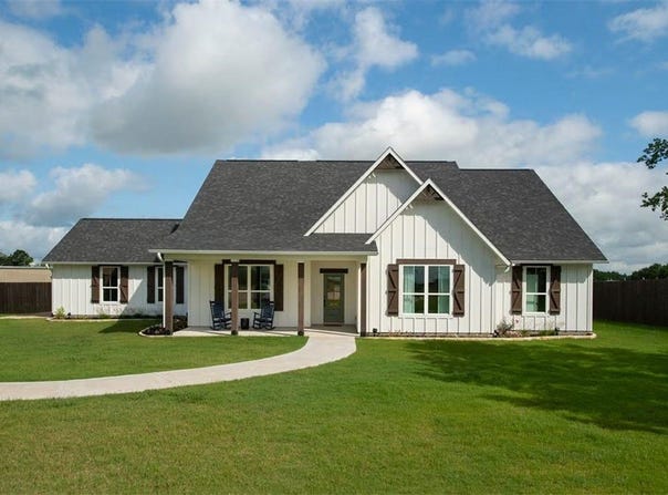1005 Mustang Crossing Drive, WALLER, TX 77484