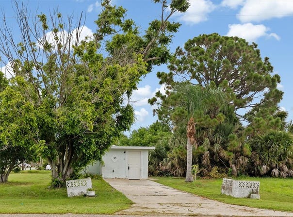 90 W COWLES STREET, ENGLEWOOD, FL 34223