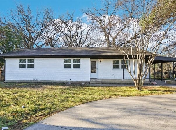 2634 W Shady Grove Road, Irving, TX 75060