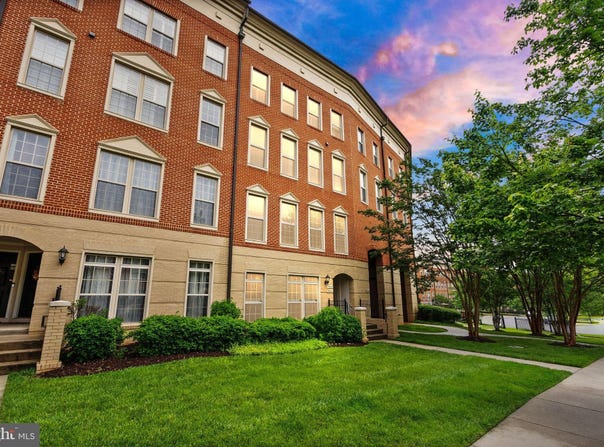 7921 CRESCENT PARK DRIVE, GAINESVILLE, VA 20155