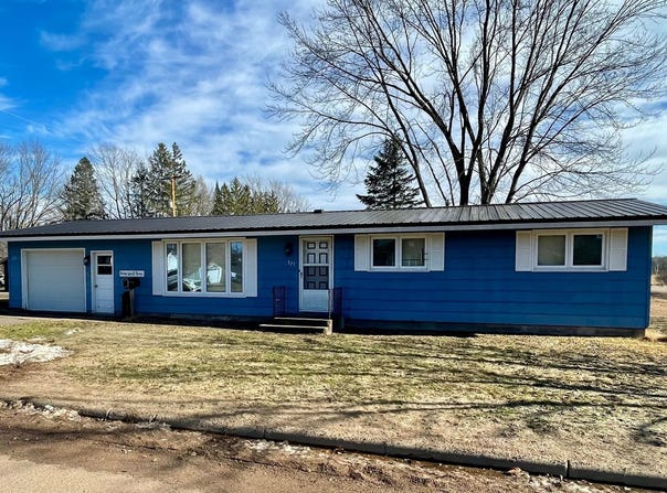 325 MAPLE ST, Phillips, WI 54555