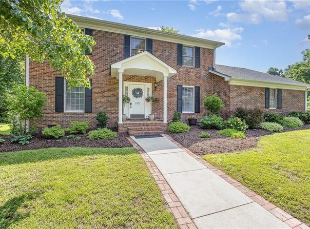 1101 Shalimar Court, High Point, NC 27262