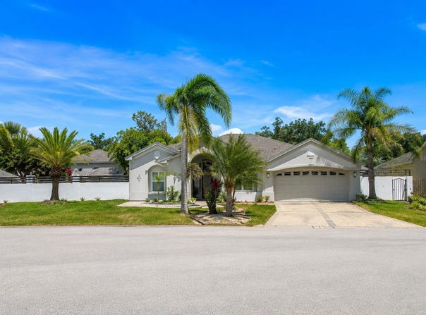 4106 BALINGTON Drive, VALRICO, FL 33596