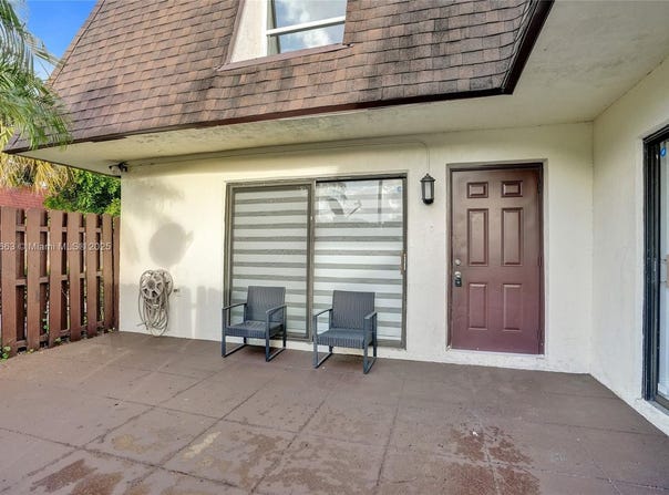 7947 Tam Oshanter Blvd, North Lauderdale, FL 33068