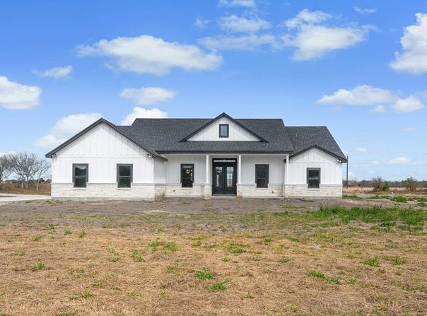 12706 County Road 1394, SINTON, TX 78387