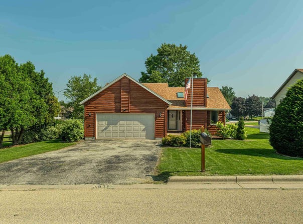 703 23rd Street, Monroe, WI 53566