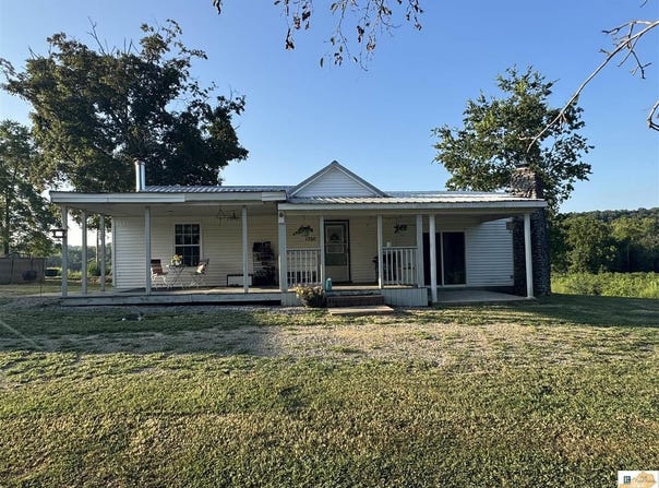 1380 Hubbard Cemetery Road, Edmonton, KY 42129