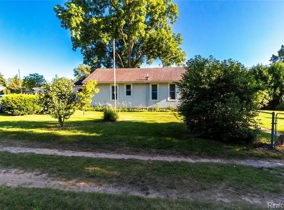 9030 Washburn Road, Columbiaville, MI 48421