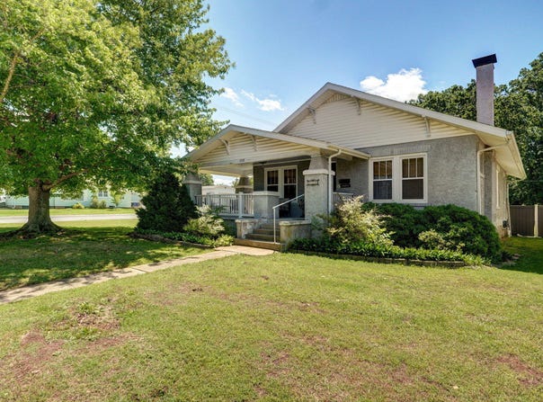 559 E Pleasant Street, Mt Vernon, MO 65712