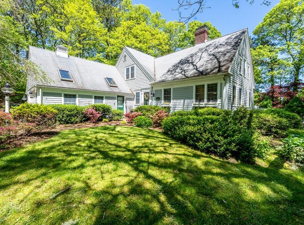 86 Doral Drive, Cummaquid, MA 02637