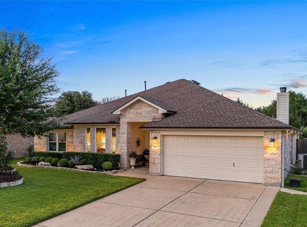 700 Stokesay Castle PATH, Pflugerville, TX 78660