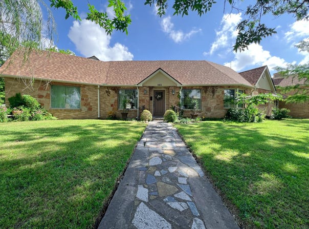 102 B Street NE, Miami, OK 74354