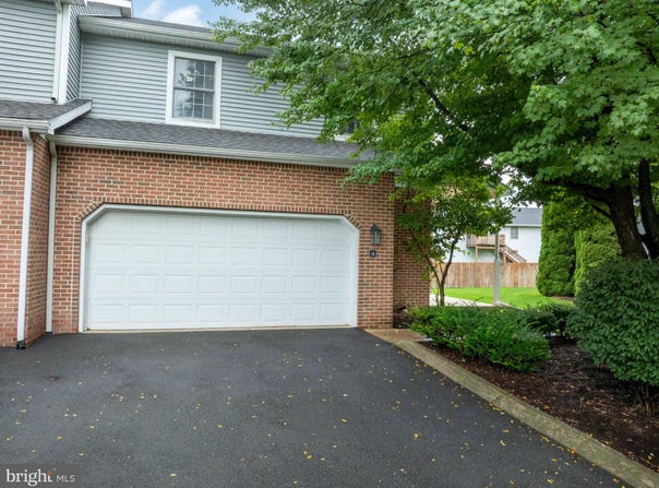 1460 BLUE COURSE Drive, STATE COLLEGE, PA 16803