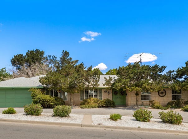 3229 TITANIC Avenue, El Paso, TX 79904
