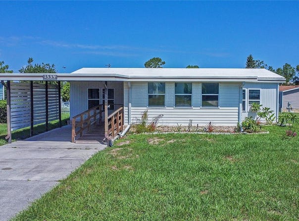 1559 NASSAU CIRCLE, TAVARES, FL 32778