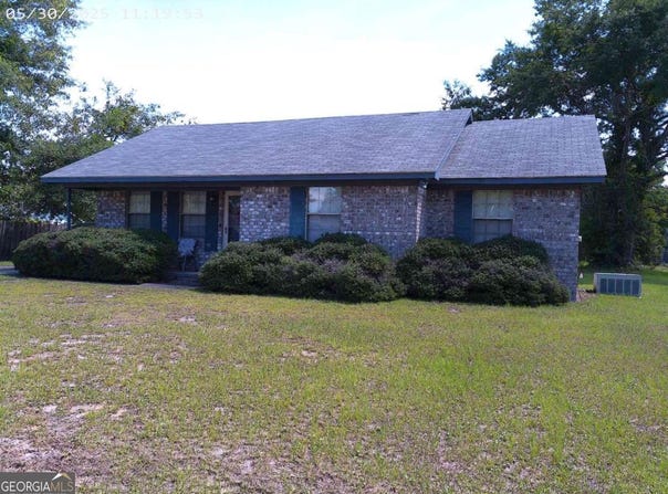 41 Crosby, Hinesville, GA 31313