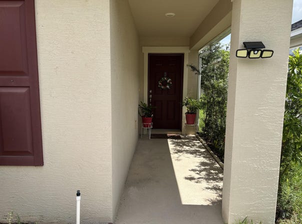 5850 NW Pine Trail Circle, Port Saint Lucie, FL 34983