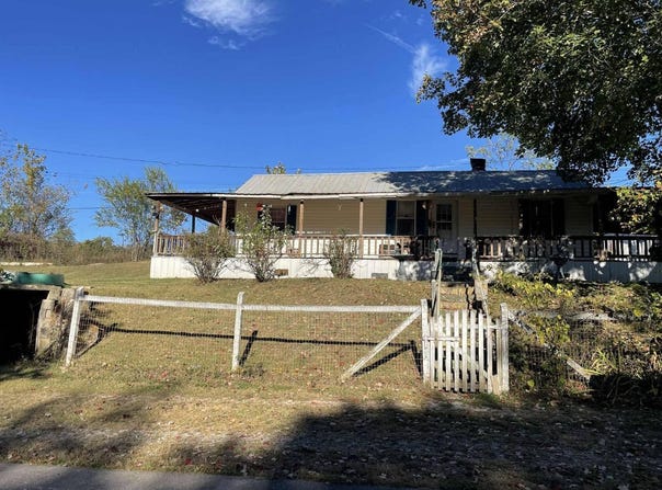 913 Jones Mill Rd, Albany, KY 42602