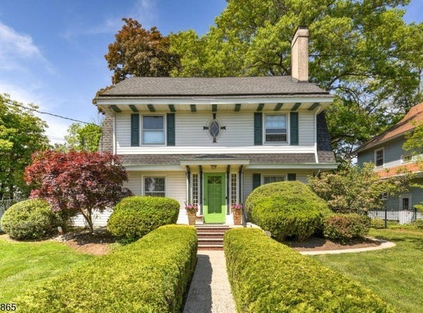 994 Kenyon Ave, Plainfield City, NJ 07060-2416