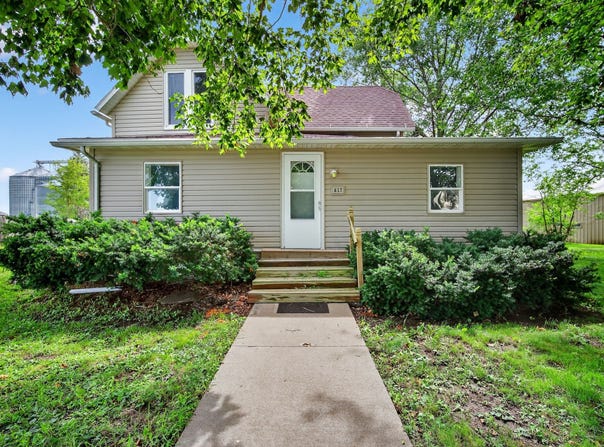 417 NE 2nd Street, Panora, IA 50216