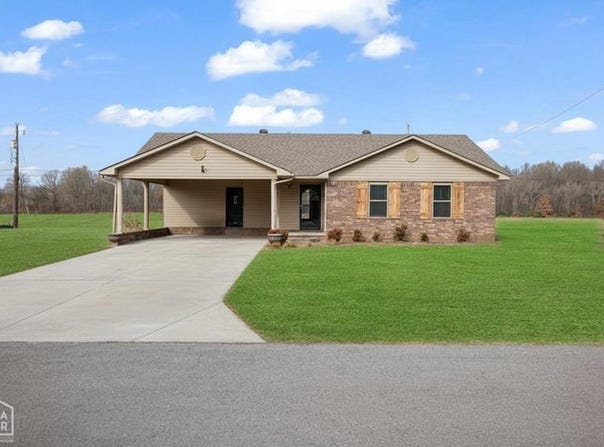 907 NW 6th Street, Walnut Ridge, AR 72476