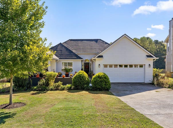 5710 Edgmon Road, Ooltewah, TN 37363