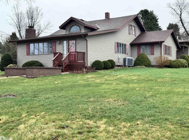 700 S 7Th Street, Mapleton, IA 51034