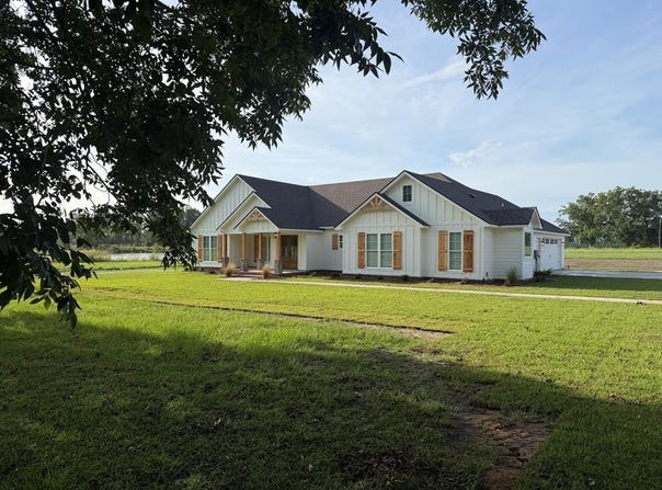 45 Lakeview Circle, Nashville, GA 31639