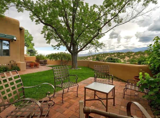 14 Avenida La Scala, Santa Fe, NM 87506