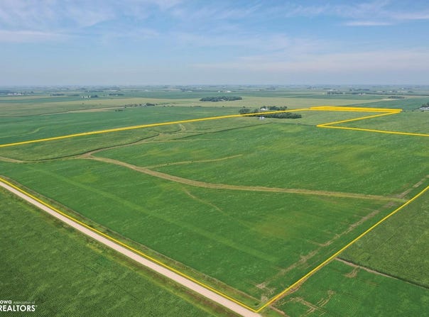2008 60th Ave., Whittemore, IA 50598