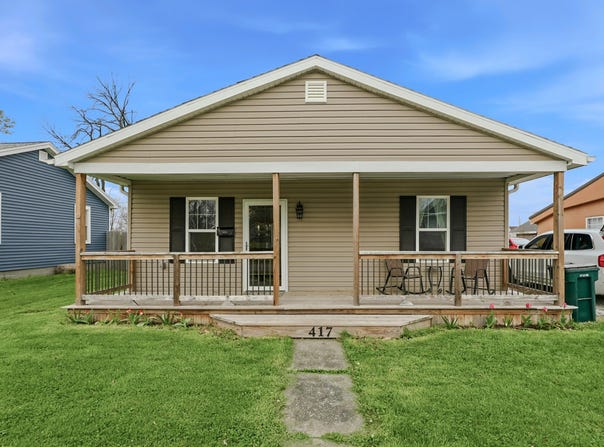 417 Garfield Ave, Moberly, MO 65270