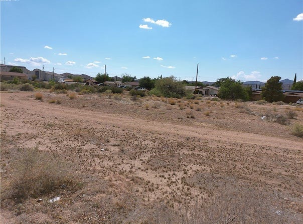 Valentine lot: 33-38, Kingman, AZ 86401