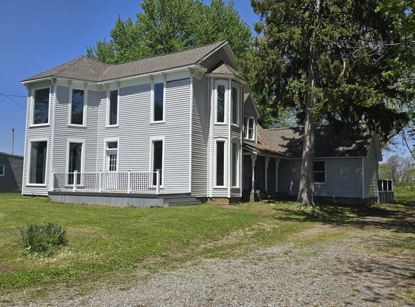 318 W Buckeye Street, Belle Center, OH 43310